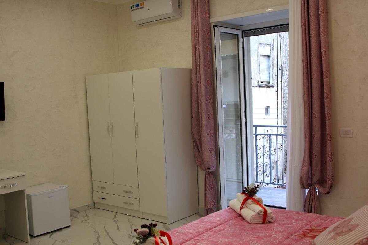 Catalea Bed & Breakfast Napoli Bagian luar foto